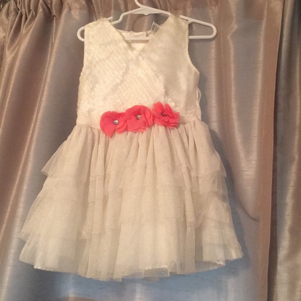 Ivory dress with sequins in tutu